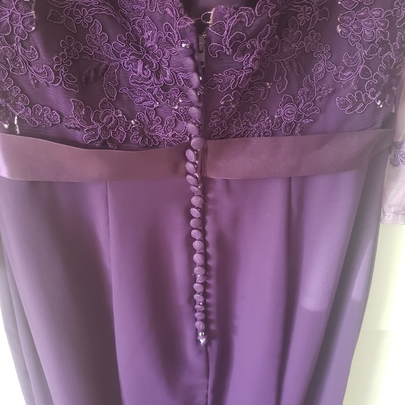 Plum Mother of the Bride Bridesmaid Dress Lace 10 - Picture 5 of 15